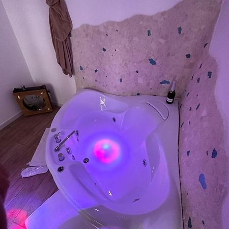 Bed and Breakfast Il Piccolo Rifugio Бари Экстерьер фото